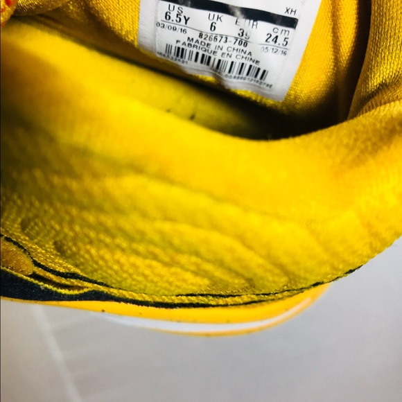 Kyrie collector 2school bus Nike basketball shoes - Picture 5 of 8